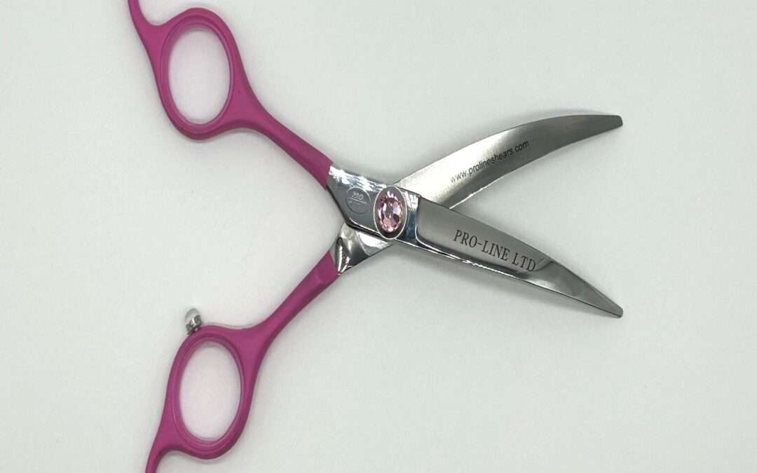 Mastering Precision Cuts with Curved vs. Straight Shears